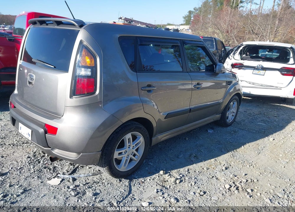 2011 KIA SOUL VIN: KNDJT2A23B7240855