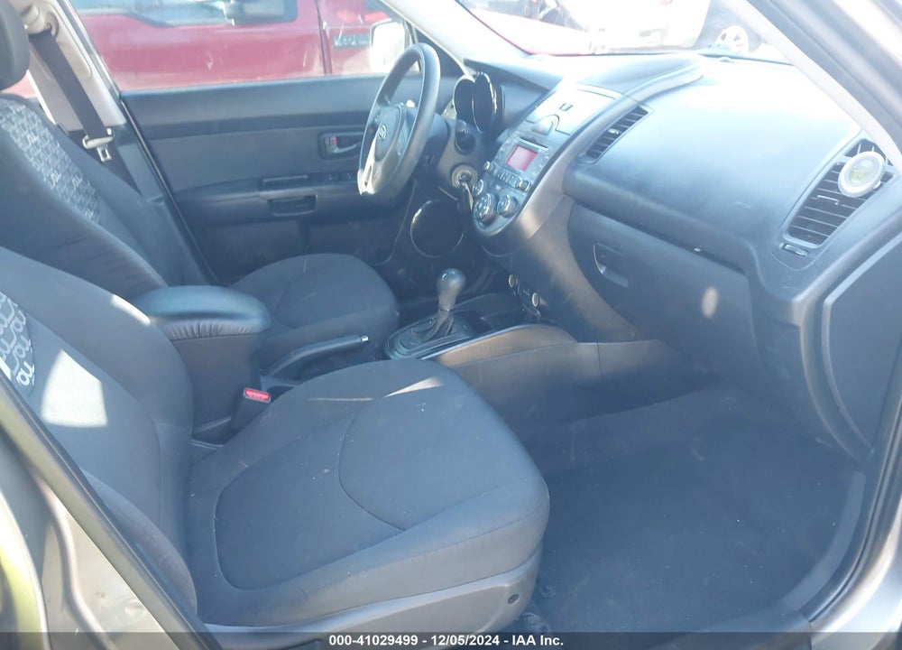 2011 KIA SOUL VIN: KNDJT2A23B7240855