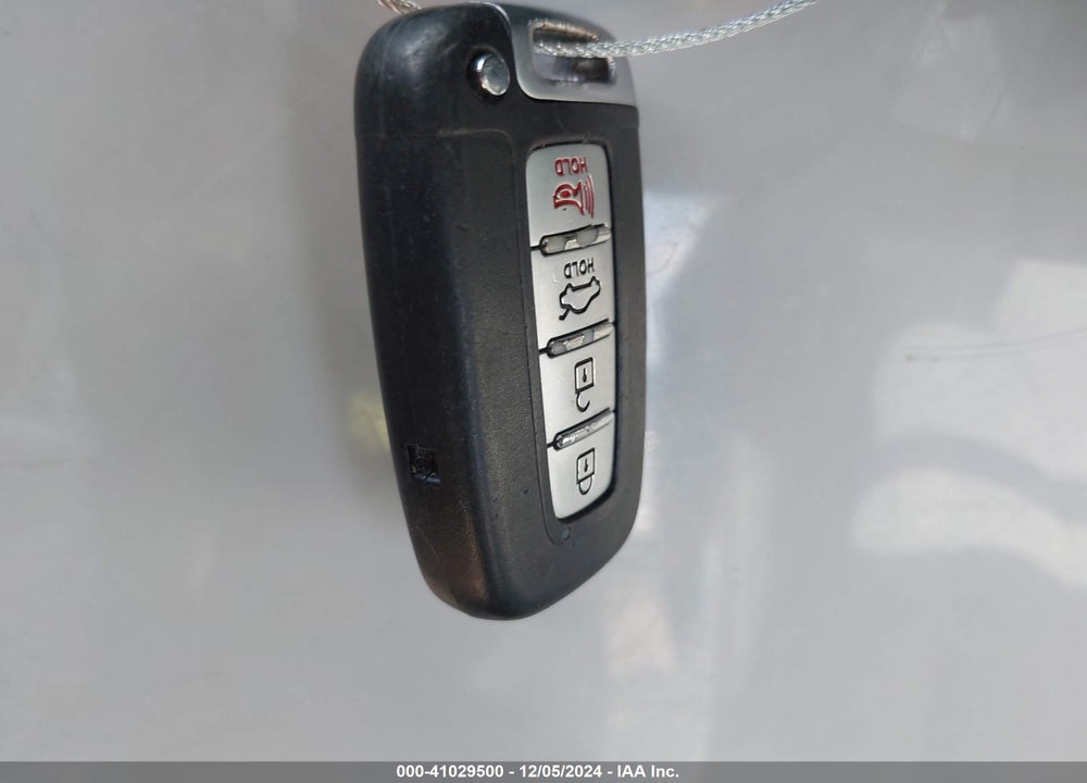 2015 HYUNDAI SONATA HYBRID VIN: KMHEC4A40FA130980
