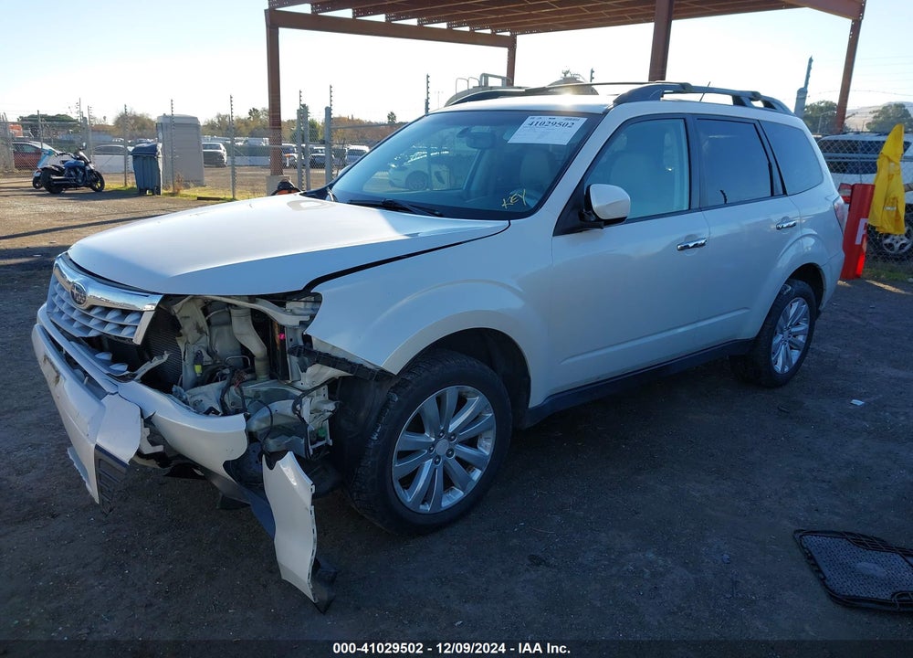 2011 SUBARU FORESTER 2.5X PREMIUM VIN: JF2SHADC0BH762438