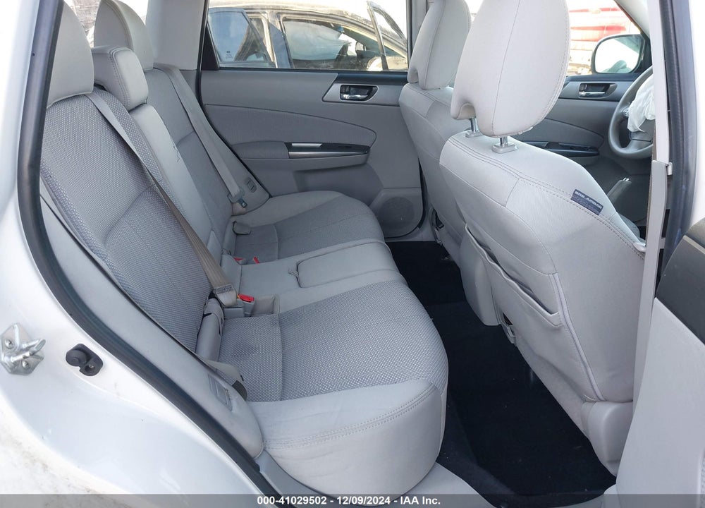 2011 SUBARU FORESTER 2.5X PREMIUM VIN: JF2SHADC0BH762438