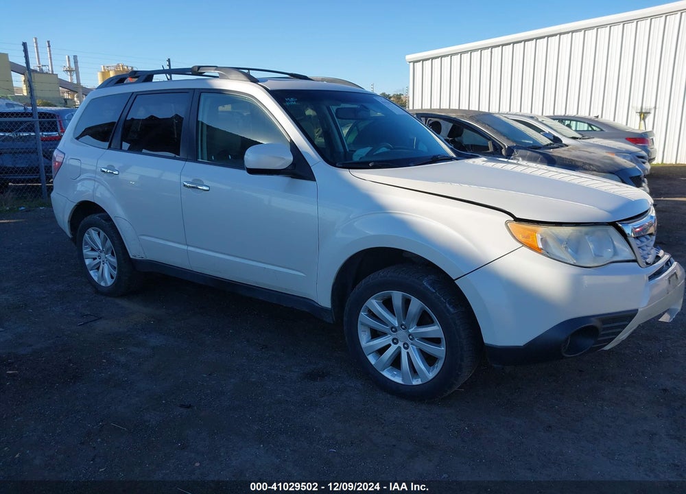 2011 SUBARU FORESTER 2.5X PREMIUM VIN: JF2SHADC0BH762438