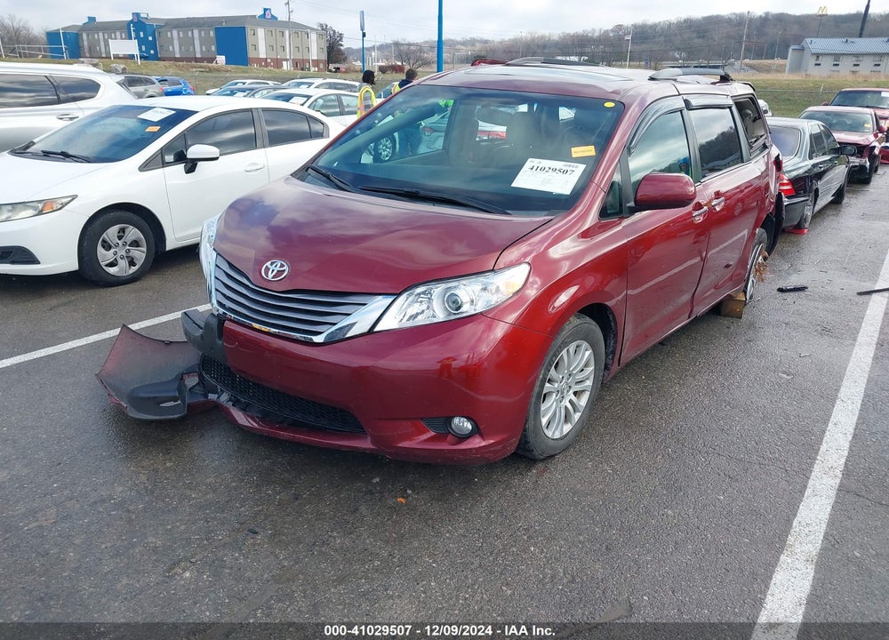 2016 TOYOTA SIENNA VIN: 5TDYK3DC1GS702015