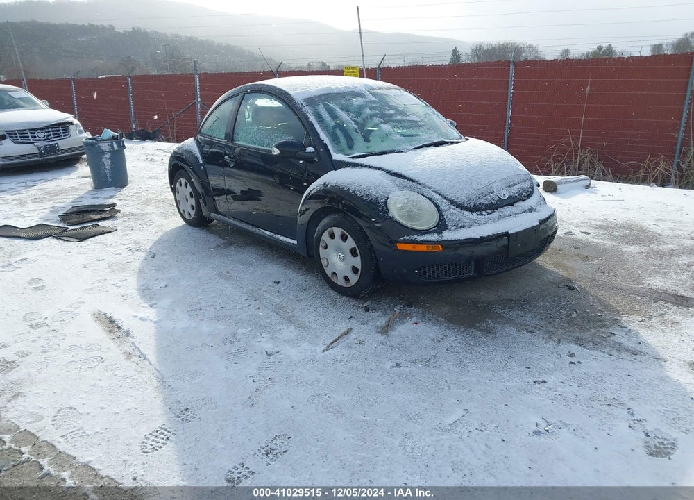 2010 VOLKSWAGEN NEW BEETLE 2.5L FINAL EDITION VIN: 3VWPW3AG0AM035983