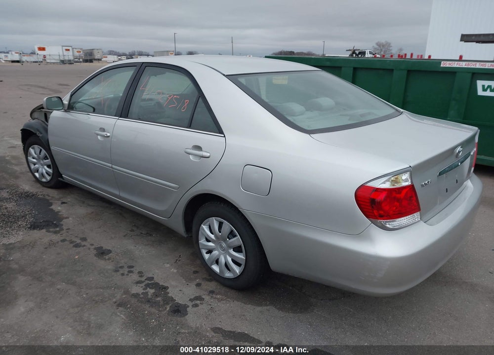 2005 TOYOTA CAMRY LE VIN: 4T1BE32K95U965977