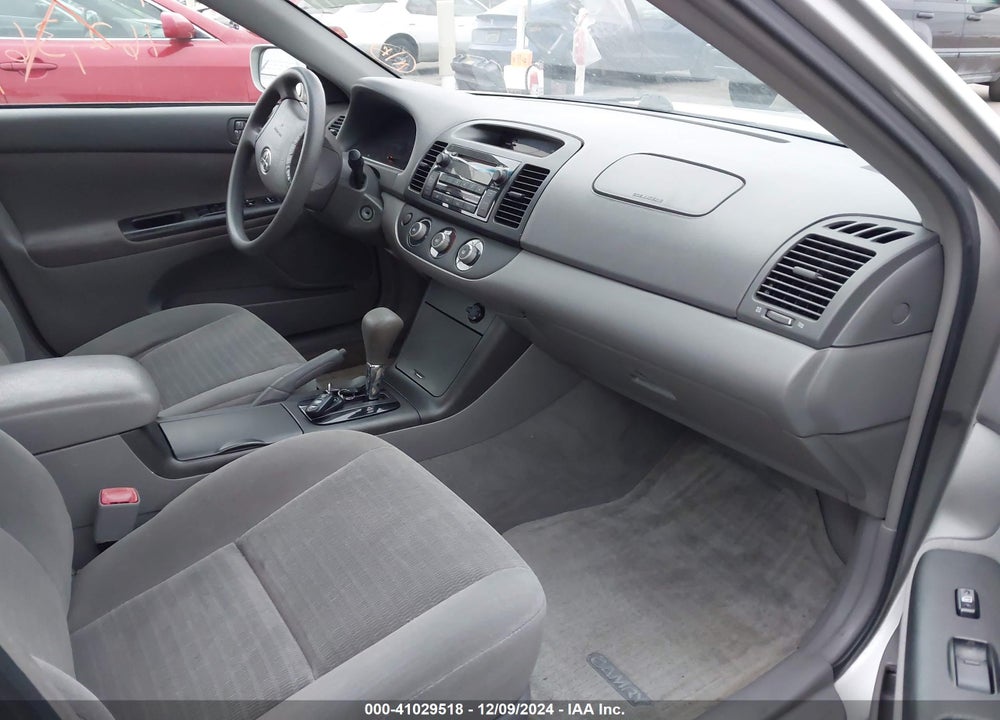 2005 TOYOTA CAMRY LE VIN: 4T1BE32K95U965977