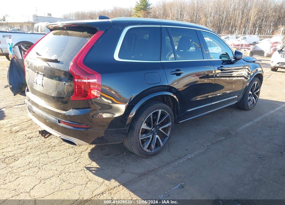 2020 VOLVO XC90 T6 MOMENTUM 6 PASSENGER VIN: YV4A221K9L1584551