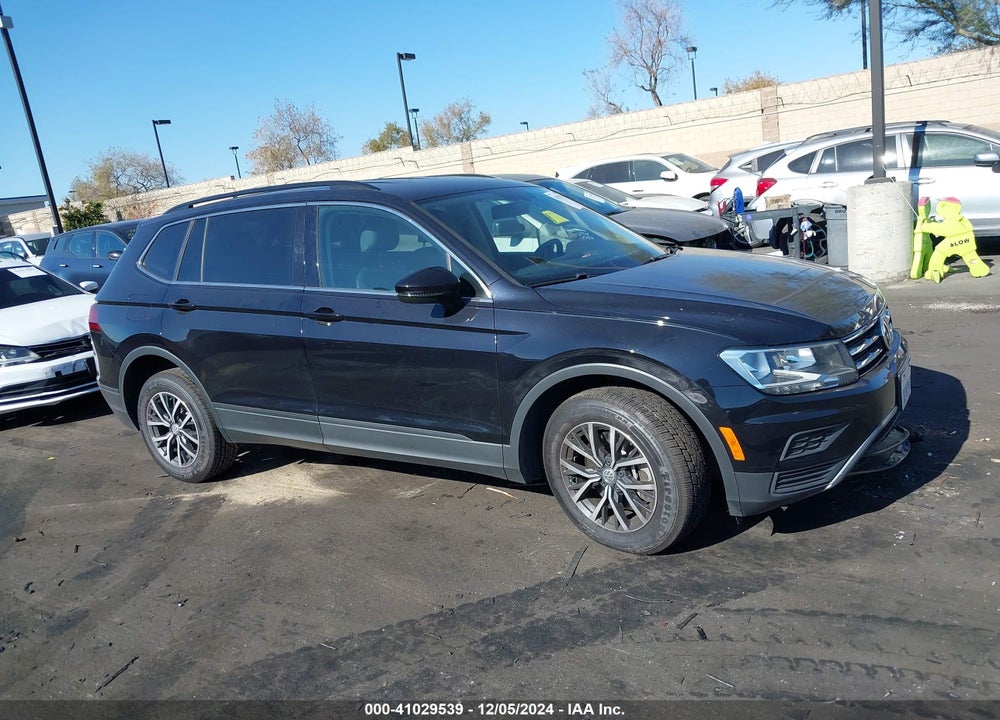 2019 VOLKSWAGEN TIGUAN 2.0T SE/2.0T SEL/2.0T SEL R-LINE/2.0T SEL R-LINE BLACK VIN: 3VV3B7AX9KM162142
