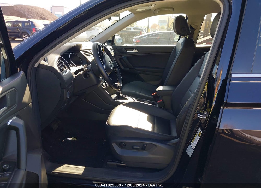 2019 VOLKSWAGEN TIGUAN 2.0T SE/2.0T SEL/2.0T SEL R-LINE/2.0T SEL R-LINE BLACK VIN: 3VV3B7AX9KM162142