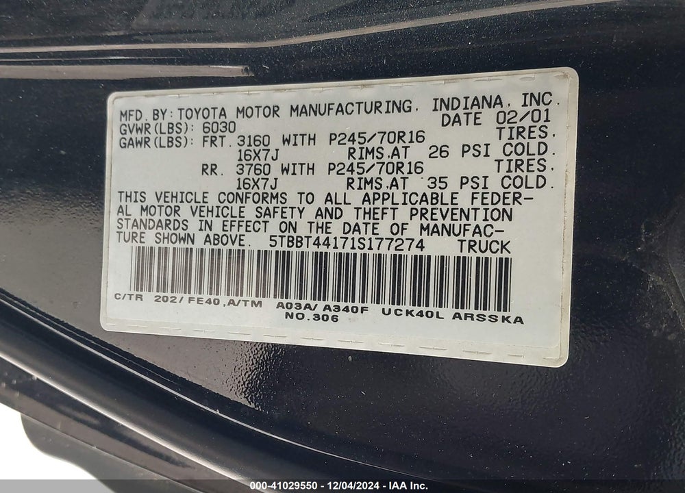 2001 TOYOTA TUNDRA SR5 V8 VIN: 5TBBT44171S177274