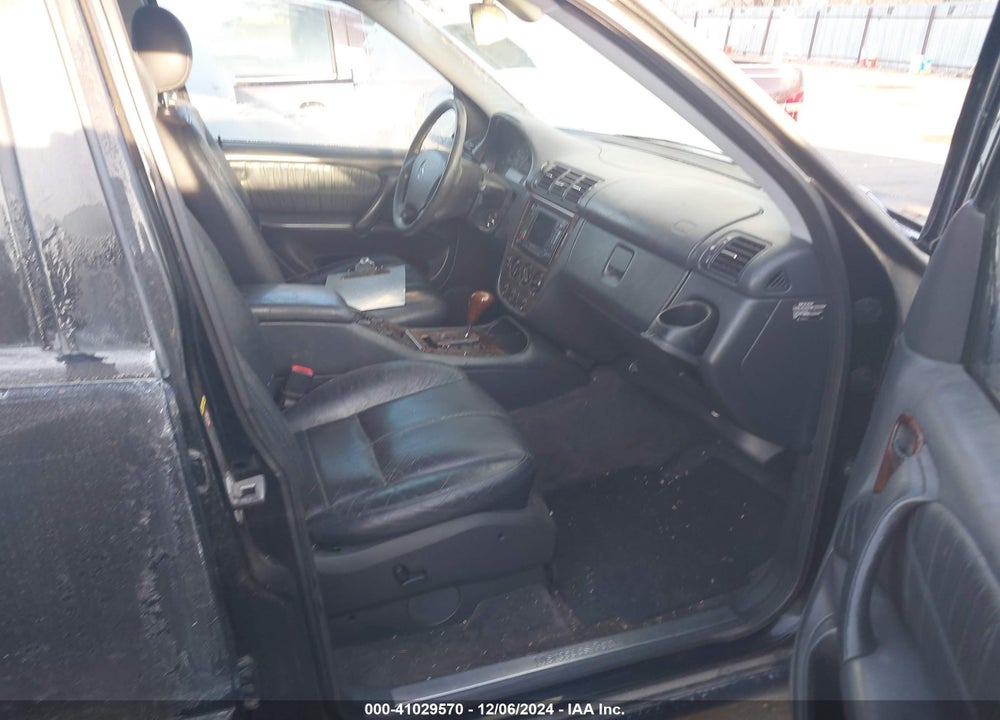 2001 MERCEDES-BENZ ML 430 VIN: 4JGAB72EX1A283983