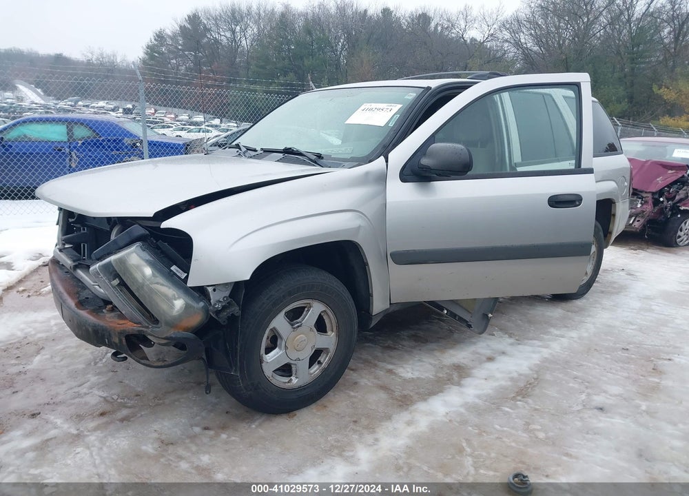 2005 CHEVROLET TRAILBLAZER LS VIN: 1GNDT13S952167696