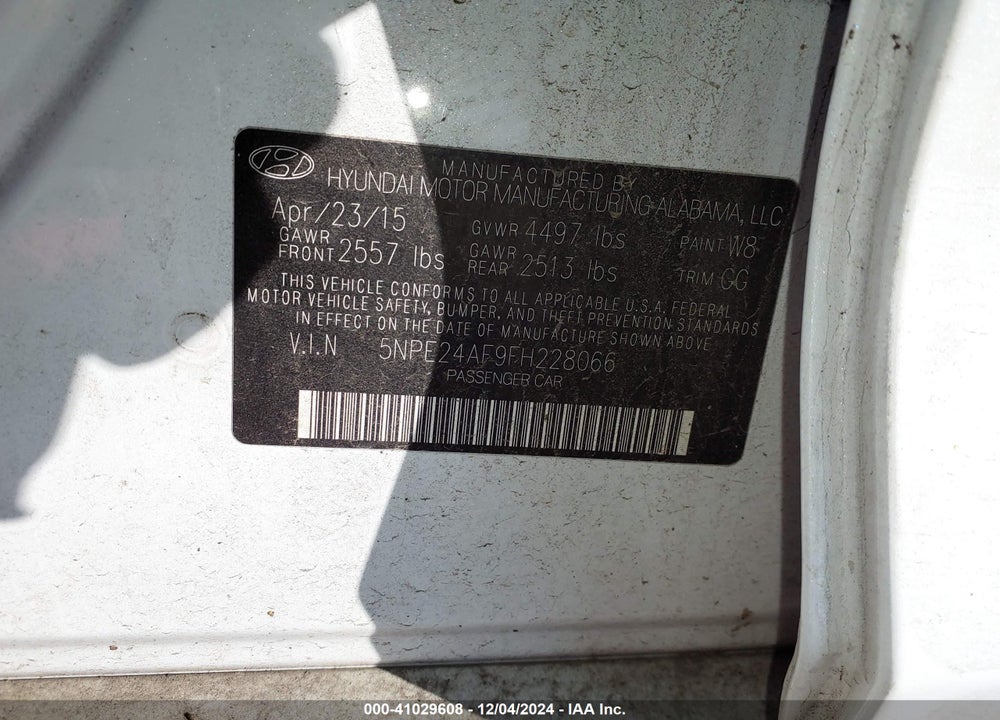 2015 HYUNDAI SONATA SE VIN: 5NPE24AF9FH228066
