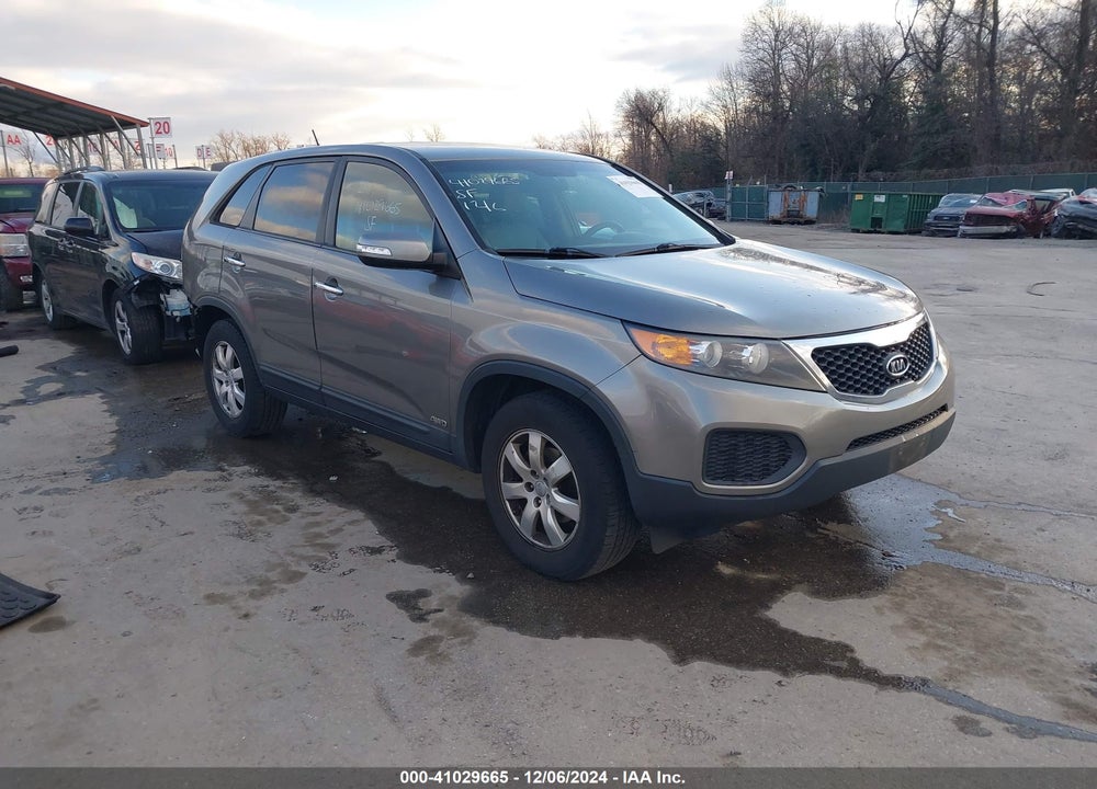 2012 KIA SORENTO LX VIN: 5XYKTCA69CG292489