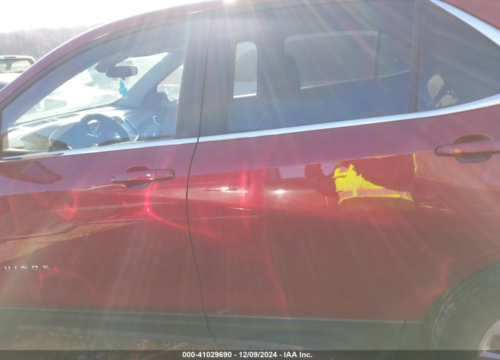 2021 CHEVROLET EQUINOX FWD LT VIN: 2GNAXKEV4M6155137