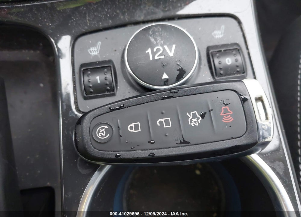 2016 FORD ESCAPE TITANIUM VIN: 1FMCU9J97GUC08426