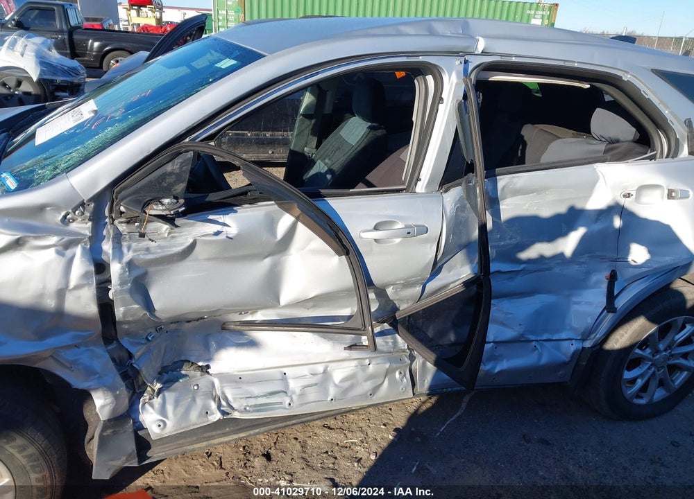 2018 CHEVROLET EQUINOX LS VIN: 2GNAXREV2J6110038