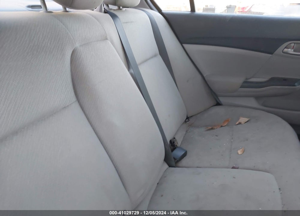 2013 HONDA CIVIC LX VIN: 19XFB2E58DE035483