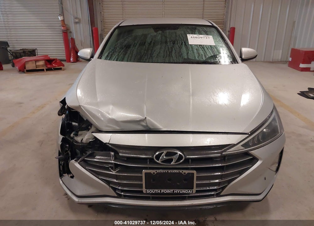 2019 HYUNDAI ELANTRA VIN: 5NPD84LF5KH478941