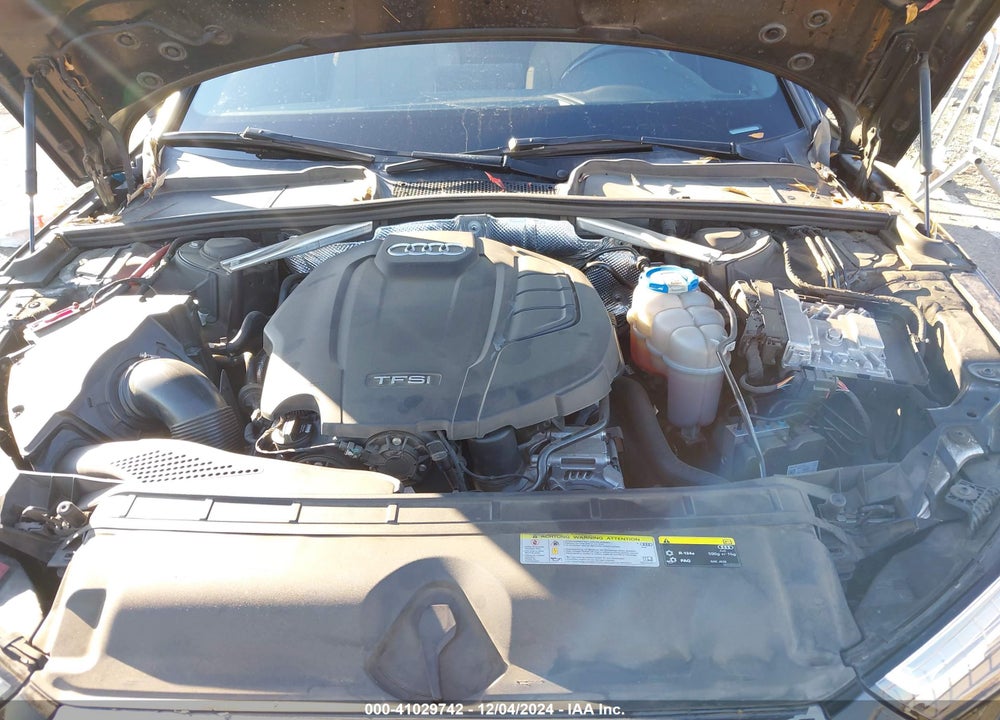 2017 AUDI A4 VIN: WAUDNAF45HN041612