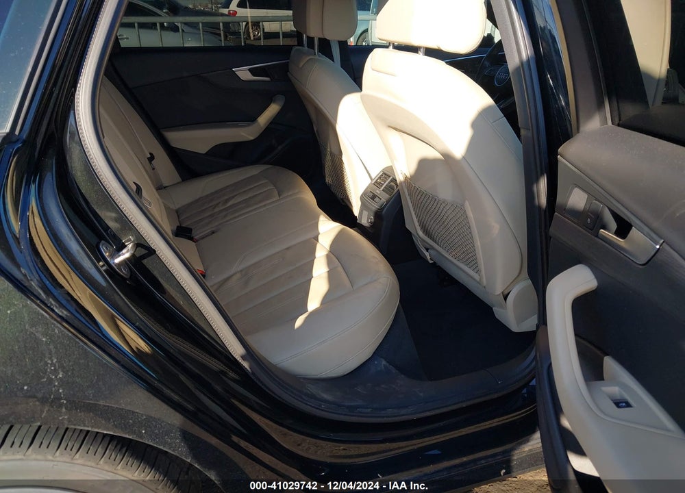2017 AUDI A4 VIN: WAUDNAF45HN041612