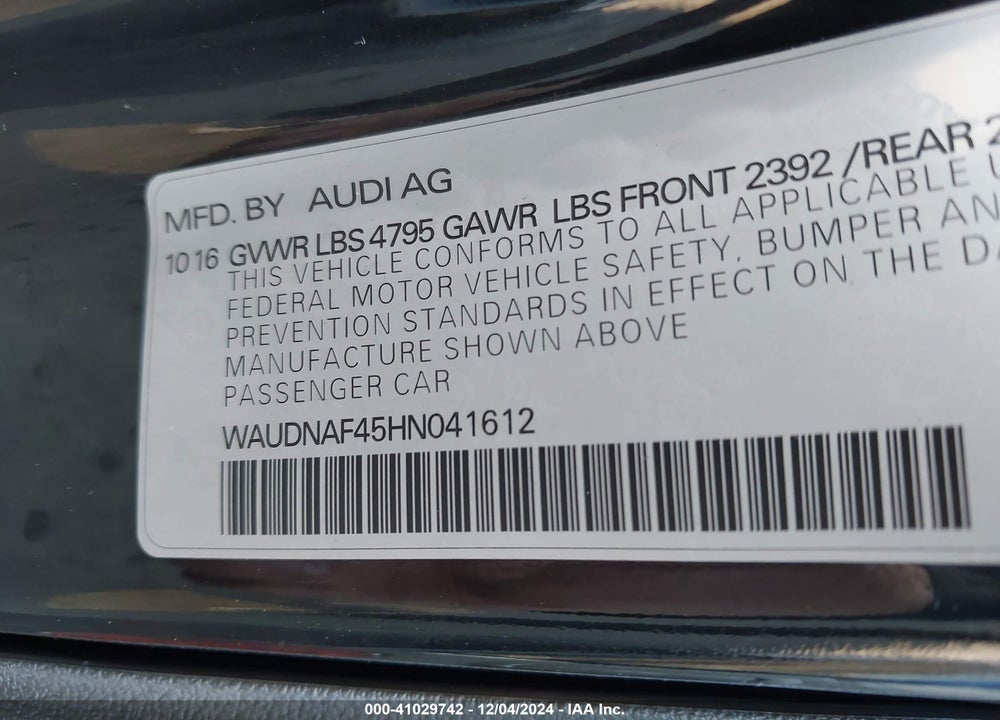 2017 AUDI A4 VIN: WAUDNAF45HN041612