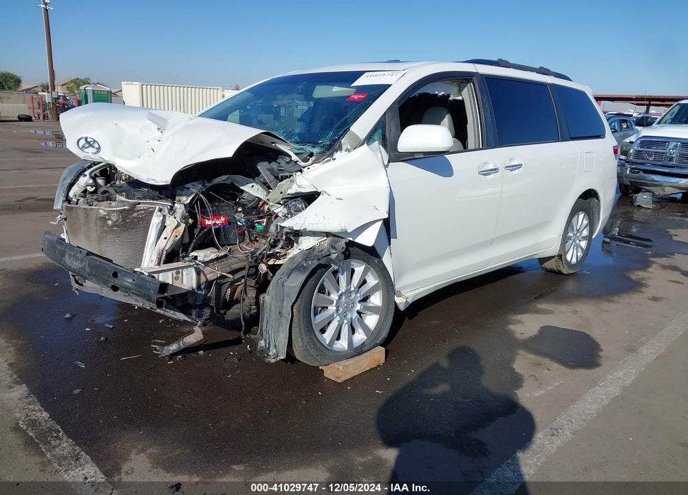 2011 TOYOTA SIENNA XLE LIMITED VIN: 5TDYK3DC7BS066208