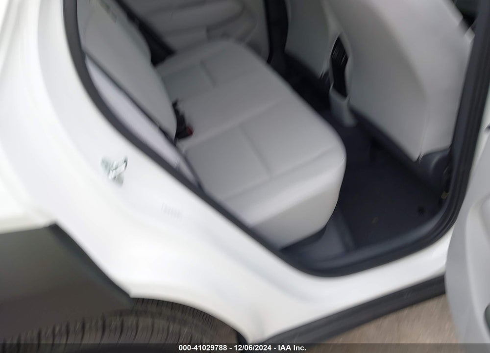 2024 HYUNDAI KONA SEL VIN: KM8HB3AB5RU074675