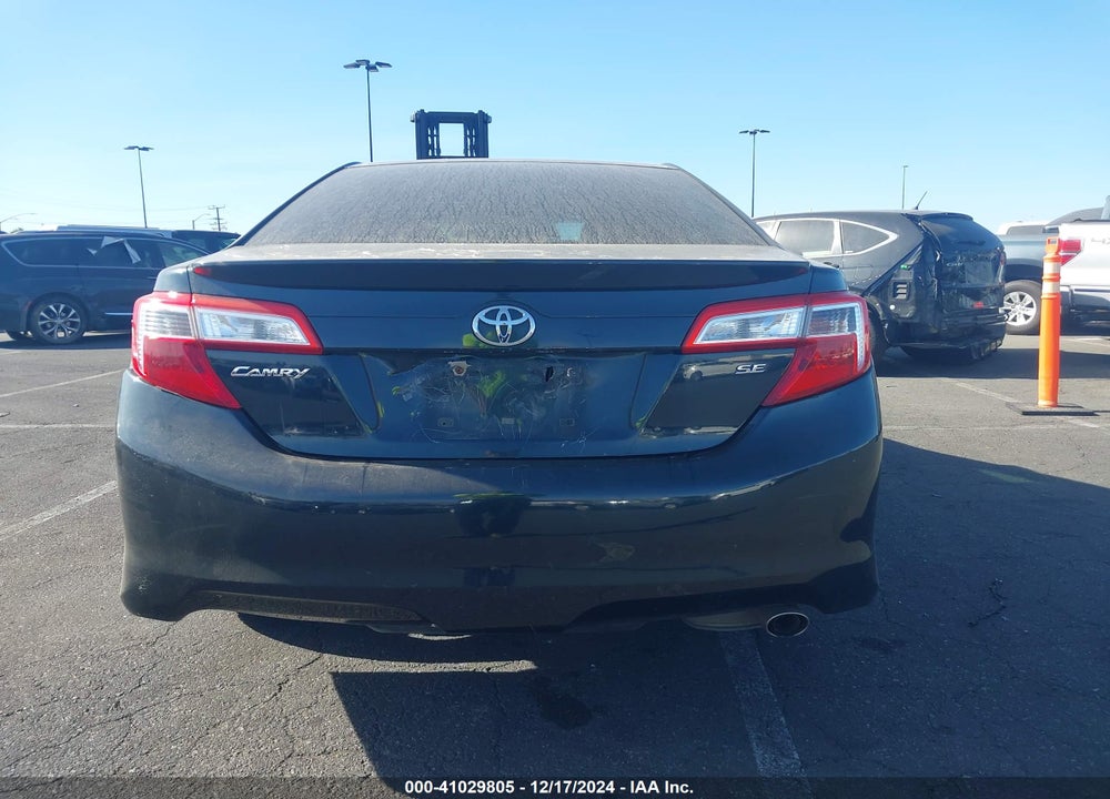 2013 TOYOTA CAMRY SE VIN: 4T1BF1FK7DU234670