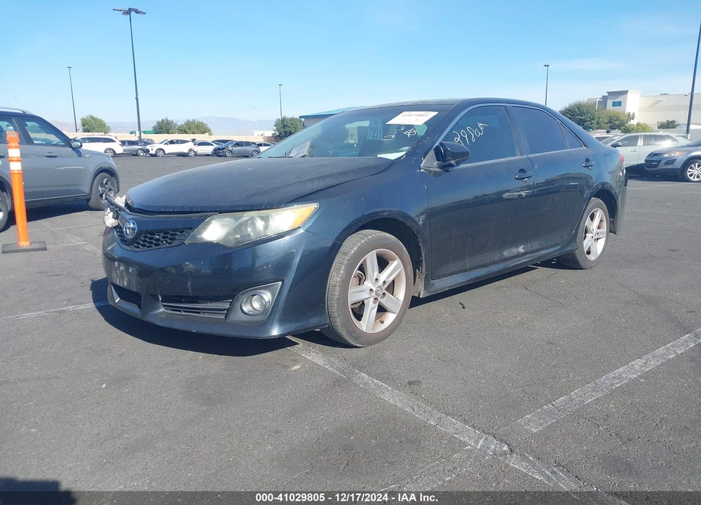 2013 TOYOTA CAMRY SE VIN: 4T1BF1FK7DU234670