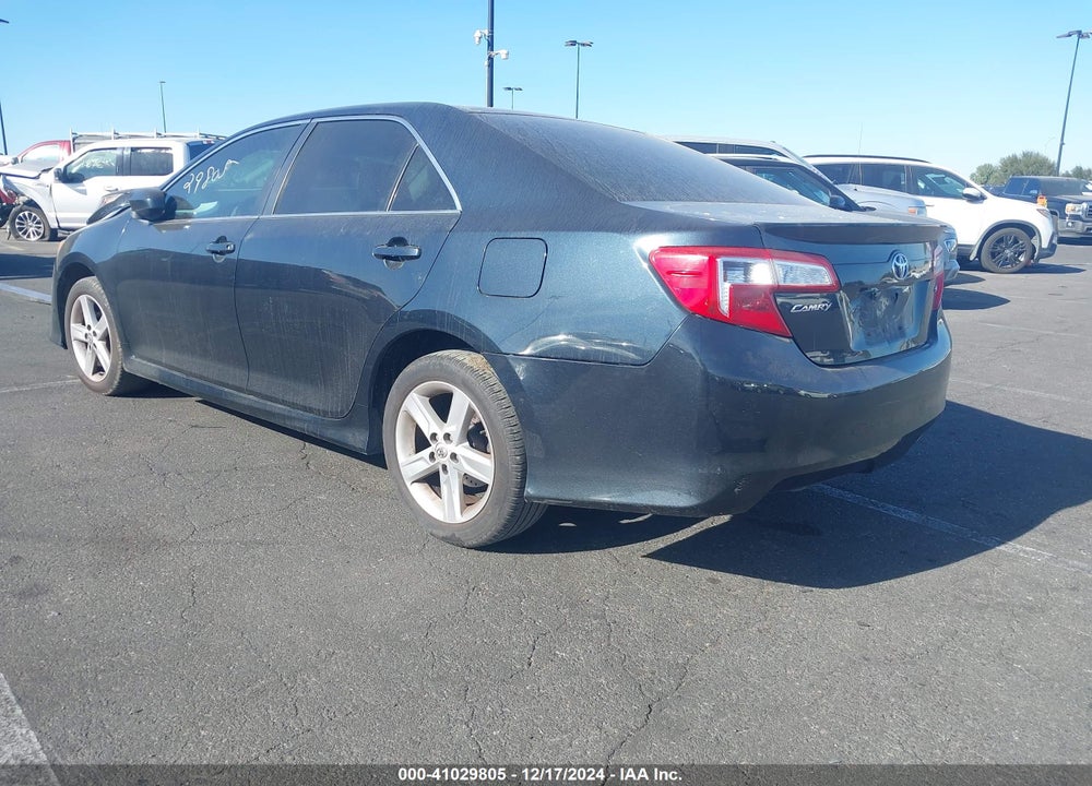2013 TOYOTA CAMRY SE VIN: 4T1BF1FK7DU234670