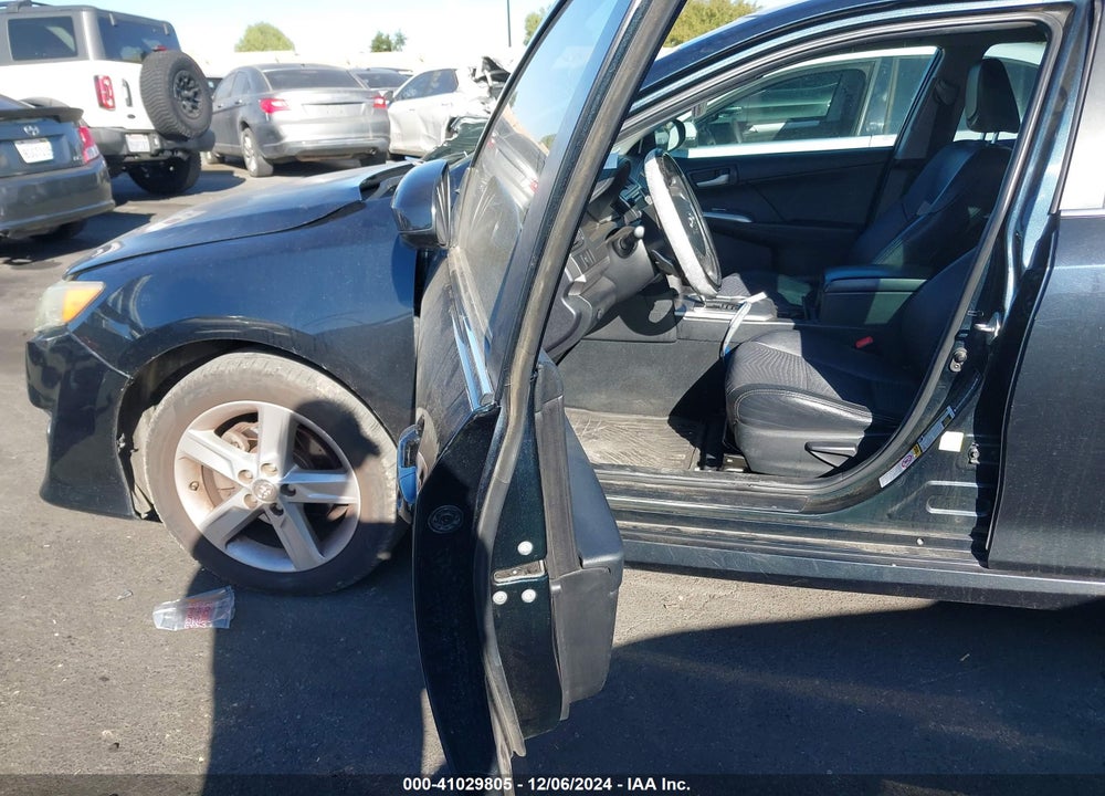 2013 TOYOTA CAMRY SE VIN: 4T1BF1FK7DU234670