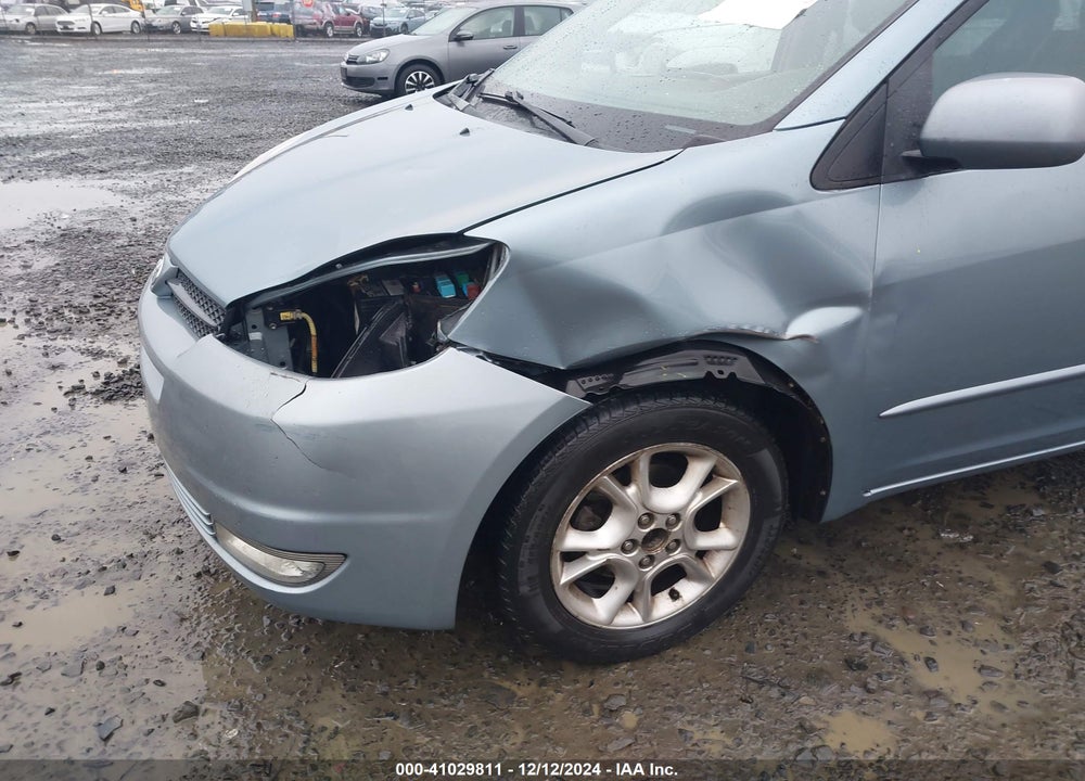 2005 TOYOTA SIENNA XLE VIN: 5TDBA22CX5S031298