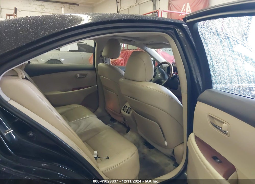 2007 LEXUS ES 350 VIN: JTHBJ46G572024146