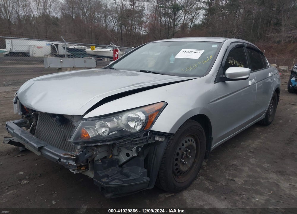 2010 HONDA ACCORD 2.4 LX VIN: 1HGCP2E32AA118152