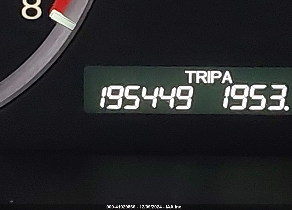 2010 HONDA ACCORD 2.4 LX VIN: 1HGCP2E32AA118152