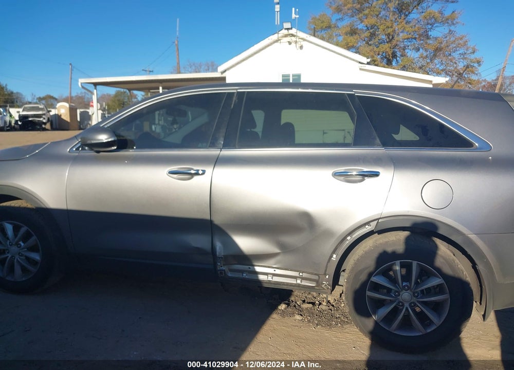2016 KIA SORENTO 2.4L L VIN: 5XYPG4A35GG079759