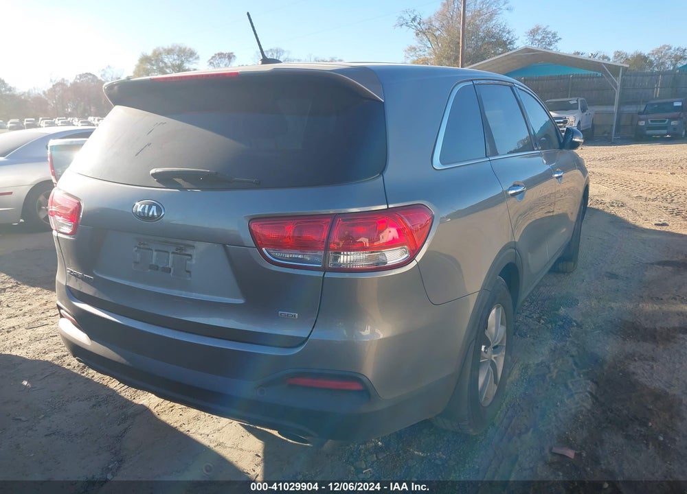 2016 KIA SORENTO 2.4L L VIN: 5XYPG4A35GG079759