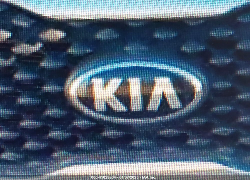 2016 KIA SORENTO 2.4L L VIN: 5XYPG4A35GG079759