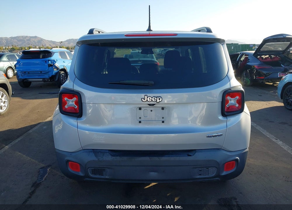 2017 JEEP RENEGADE LATITUDE FWD VIN: ZACCJABBXHPG17832