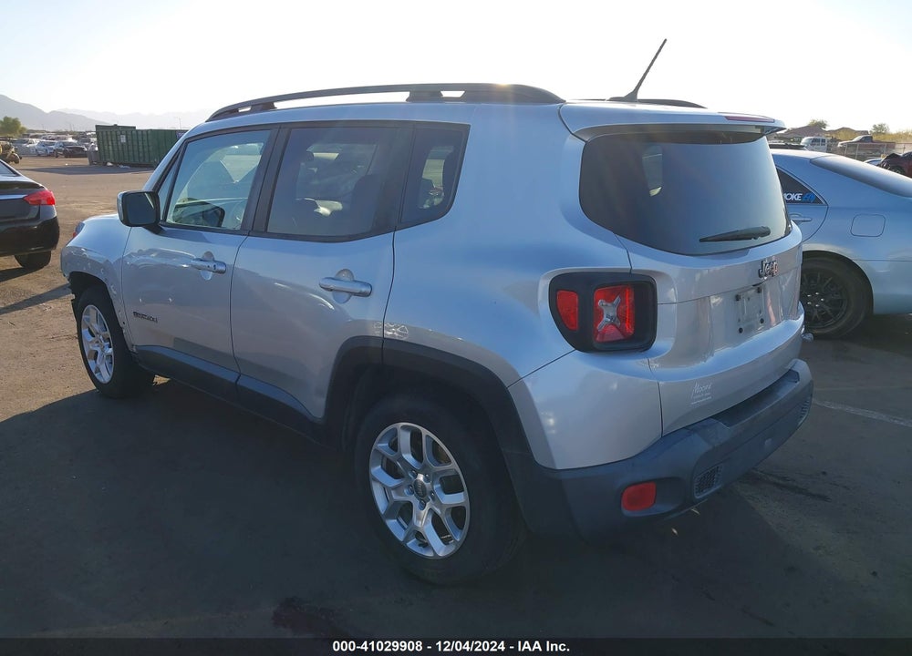 2017 JEEP RENEGADE LATITUDE FWD VIN: ZACCJABBXHPG17832