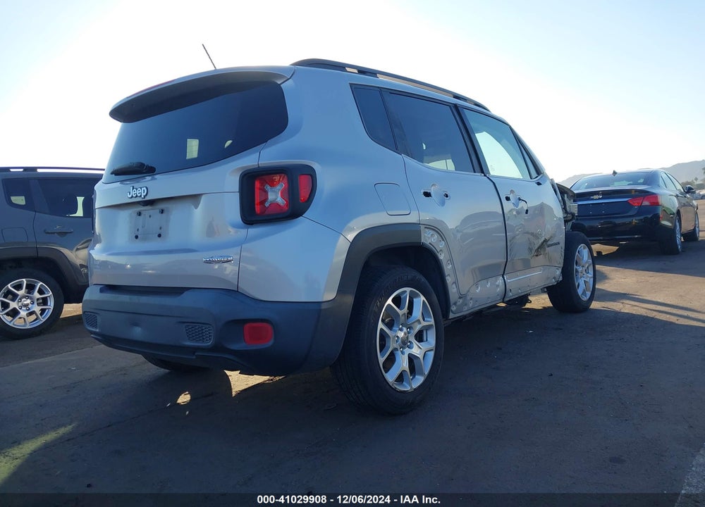 2017 JEEP RENEGADE LATITUDE FWD VIN: ZACCJABBXHPG17832