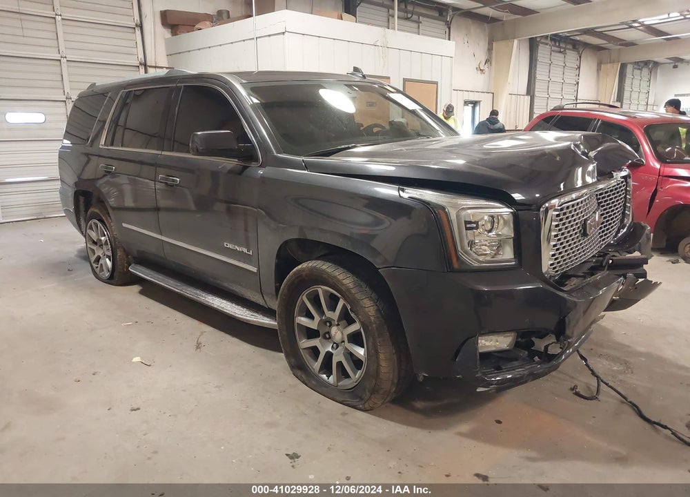 2016 GMC YUKON DENALI VIN: 1GKS1CKJ1GR129677
