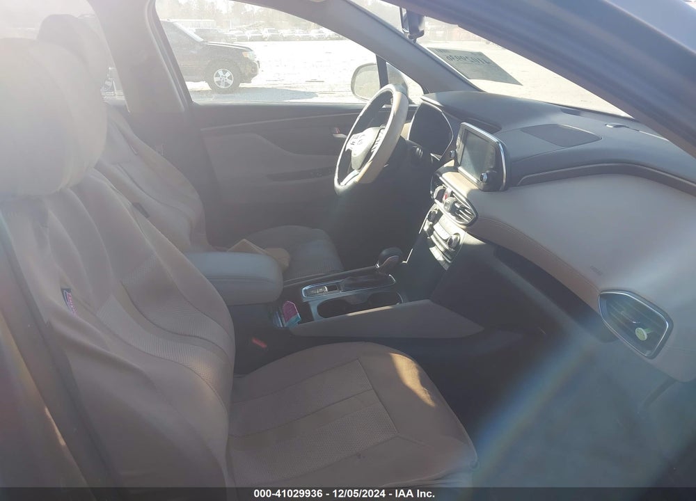2019 HYUNDAI SANTA FE SEL VIN: 5NMS33AD3KH109333