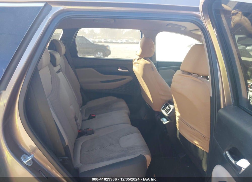 2019 HYUNDAI SANTA FE SEL VIN: 5NMS33AD3KH109333