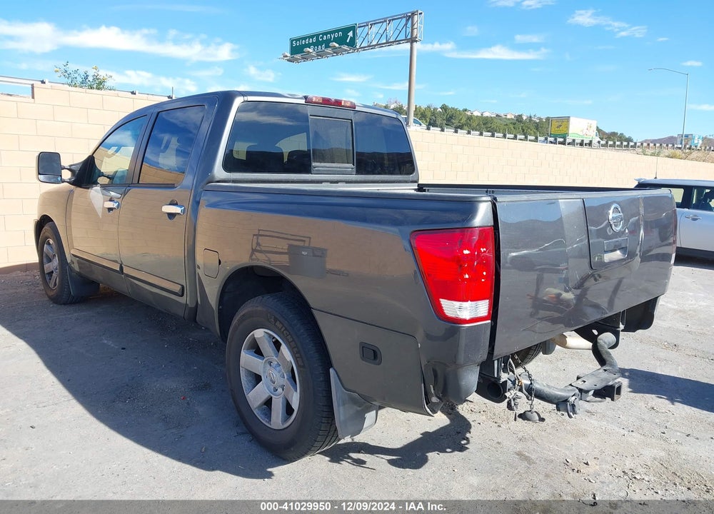 2004 NISSAN TITAN SE VIN: 1N6AA07A84N576912