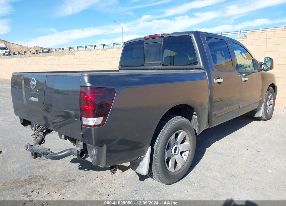 2004 NISSAN TITAN SE VIN: 1N6AA07A84N576912