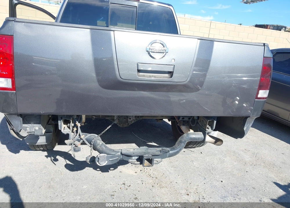 2004 NISSAN TITAN SE VIN: 1N6AA07A84N576912