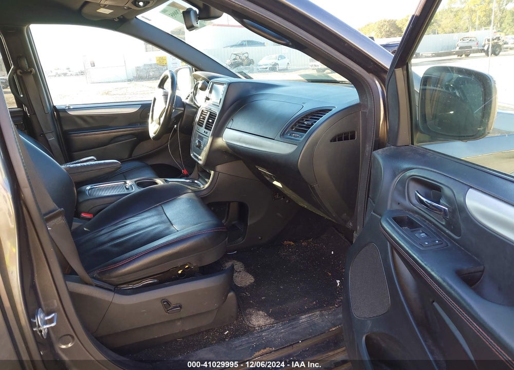2018 DODGE GRAND CARAVAN GT VIN: 2C4RDGEG6JR283943