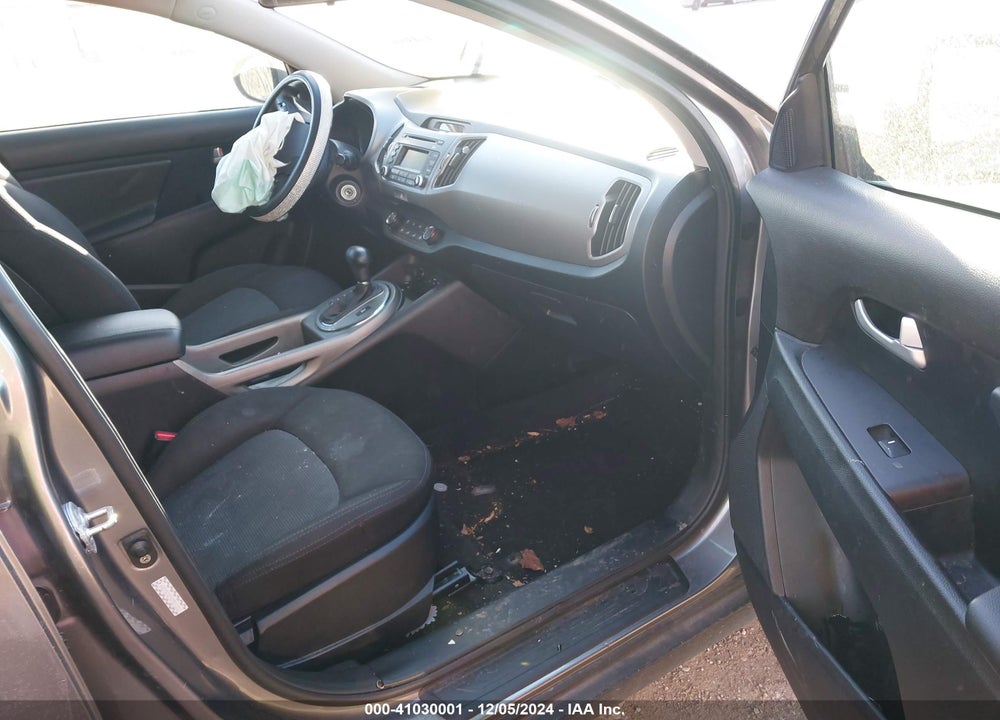 2016 KIA SPORTAGE LX VIN: KNDPBCAC5G7821356